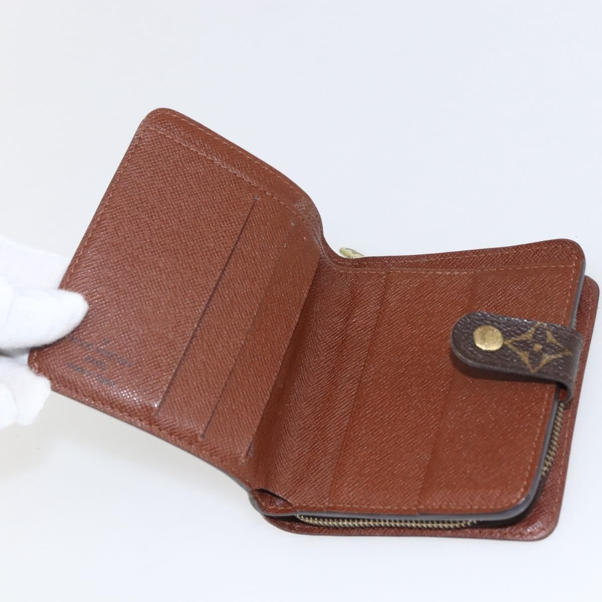 Louis Vuitton Compact Zippe Wallet Monogram Canvas Brown Canvas Wallets Accessory (Pre-Owned)
